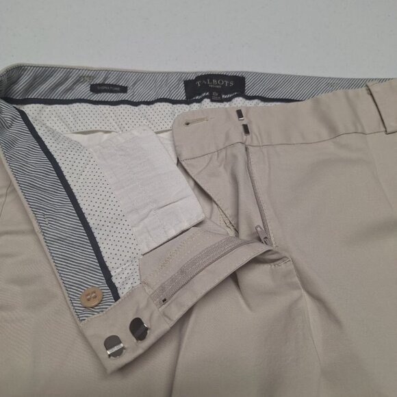 Talbots Signature Crop Petite Pants Capri Khaki Womens 10 P Short Work Office - Picture 3 of 8